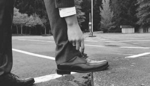How to Stretch Shoes Wider: 7 Cool Tips